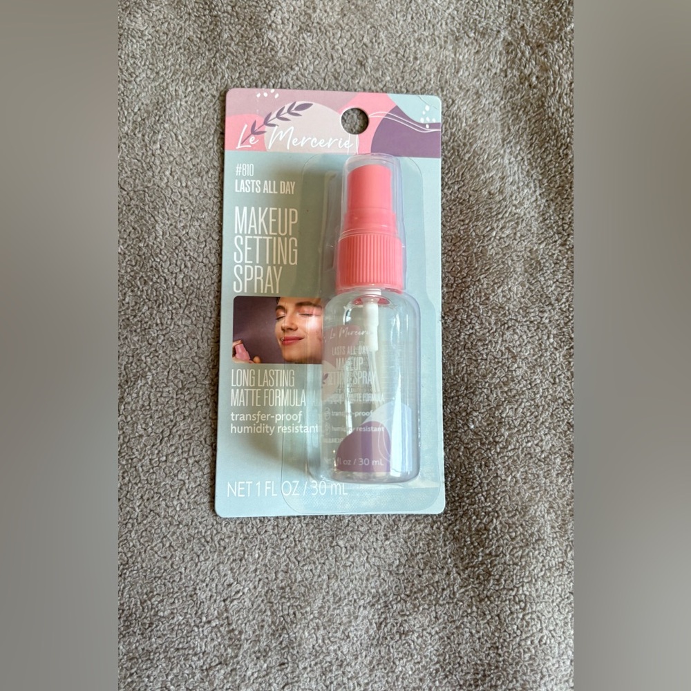 ASOS Pink Setting Spray Makeup Essential - Picture 3 of 3